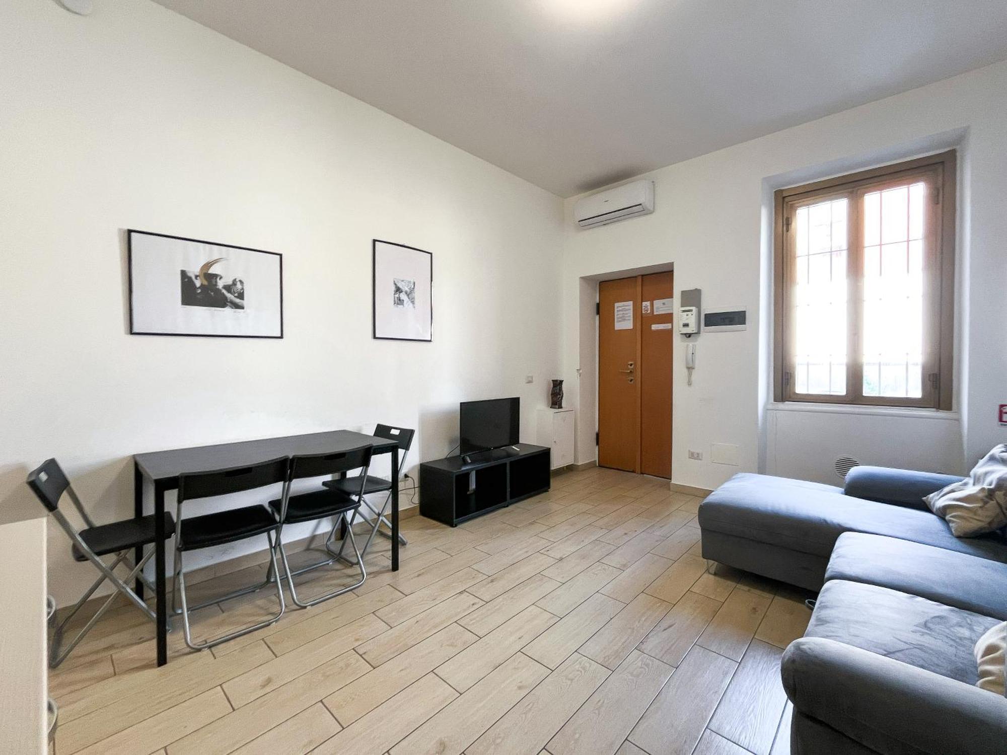 Along The Canal Smart Flat Naviglio - 4 People Corsico Bagian luar foto