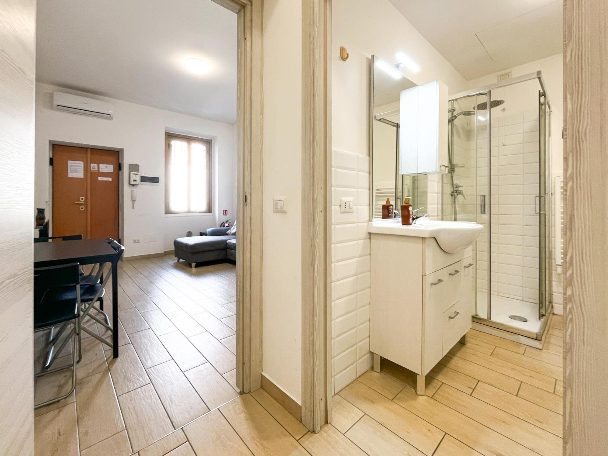 Along The Canal Smart Flat Naviglio - 4 People Corsico Bagian luar foto