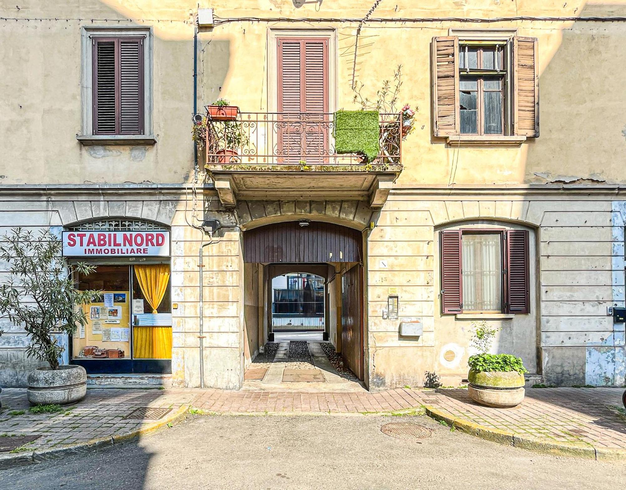 Along The Canal Smart Flat Naviglio - 4 People Corsico Bagian luar foto